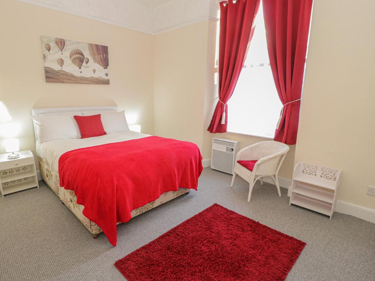 Llys Madoc, First Floor Flat Apartment Penmaenmawr Luaran gambar